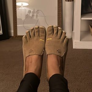 Vibram FiveFingers CVT-Hemp